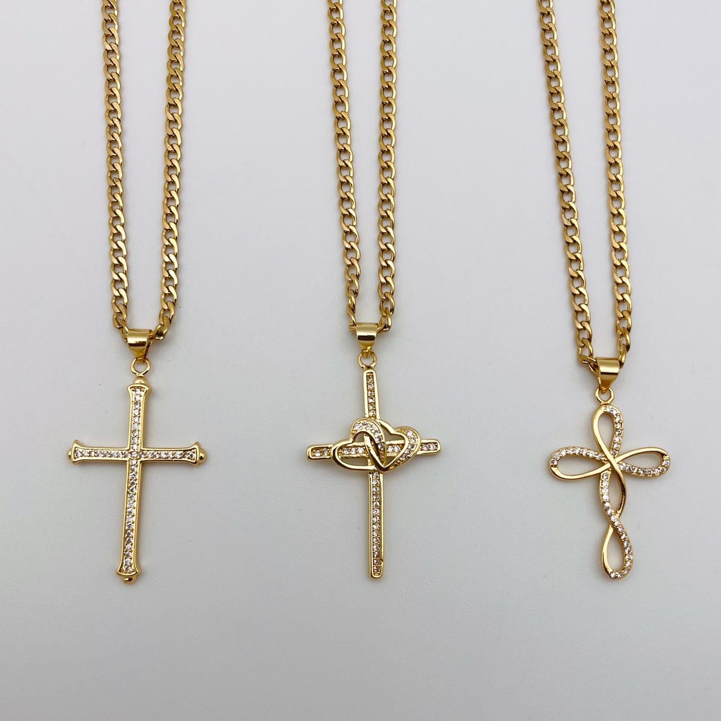 CADENA CROSS