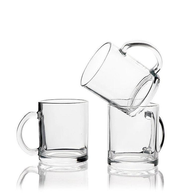 Taza de cristal transparente